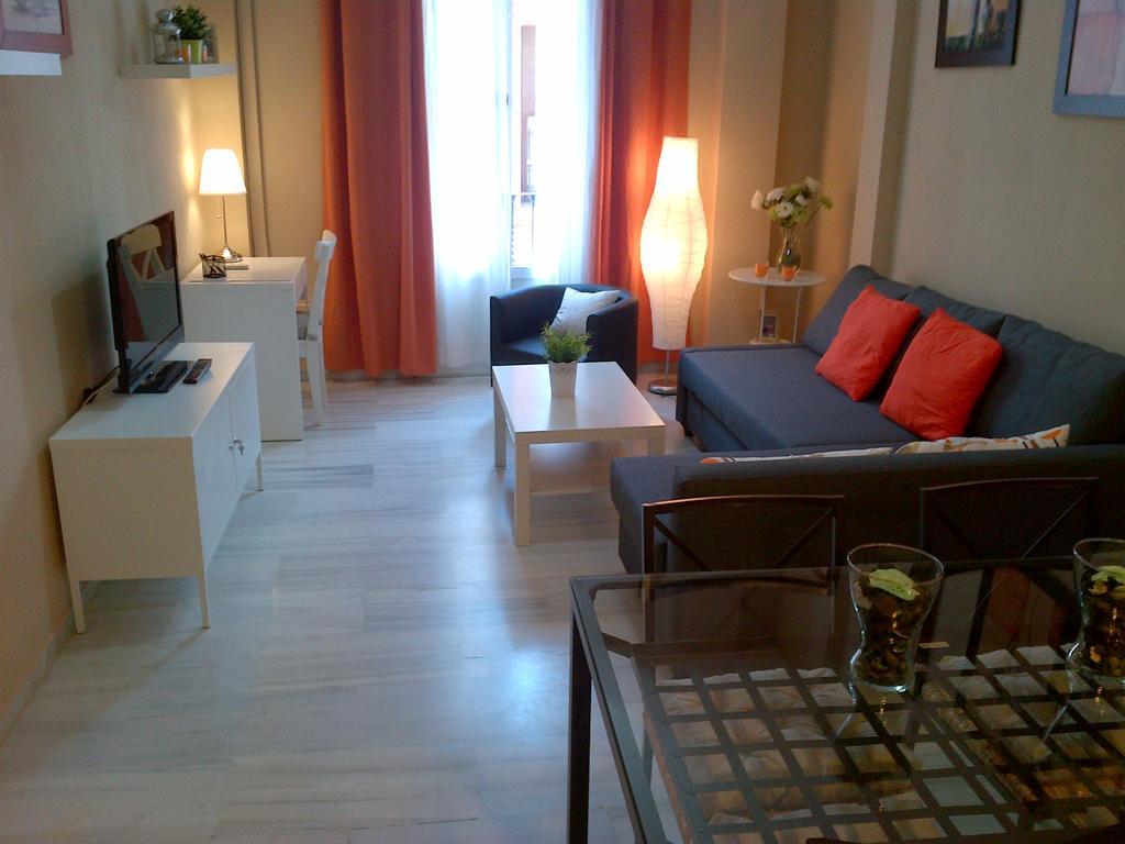 Triana Pureza Appartement Sevilla Buitenkant foto